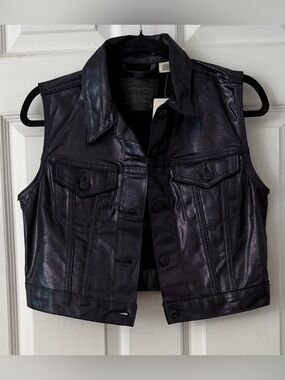 Levi’s NWT Coated Denim Cropped Vest Black Shiny Moto Trucker S